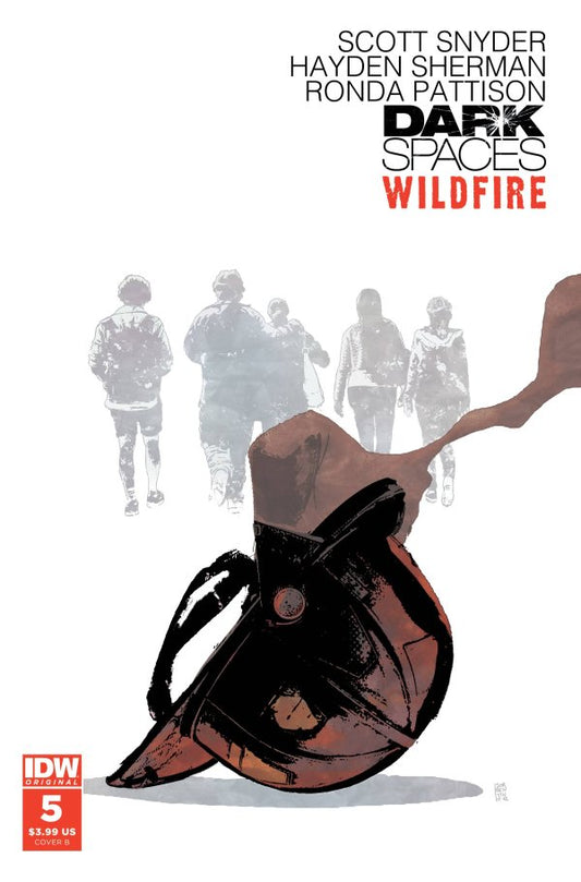 Dark Spaces: Wildfire #5 Cover B Sorrentino